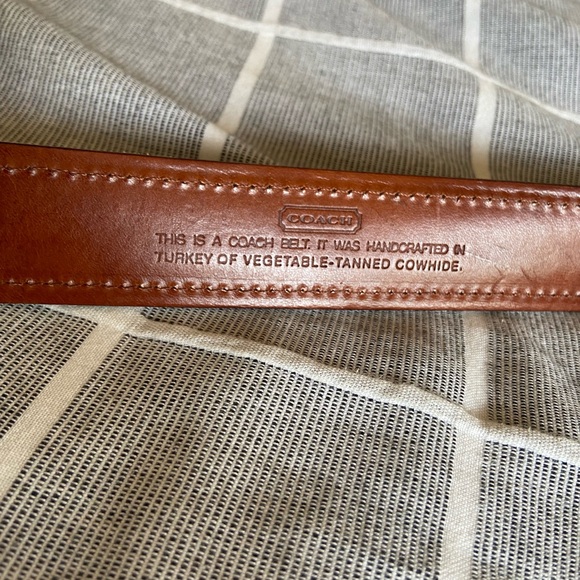 Coach Men’s 36 Brown Leather Belt - Picture 4 of 7